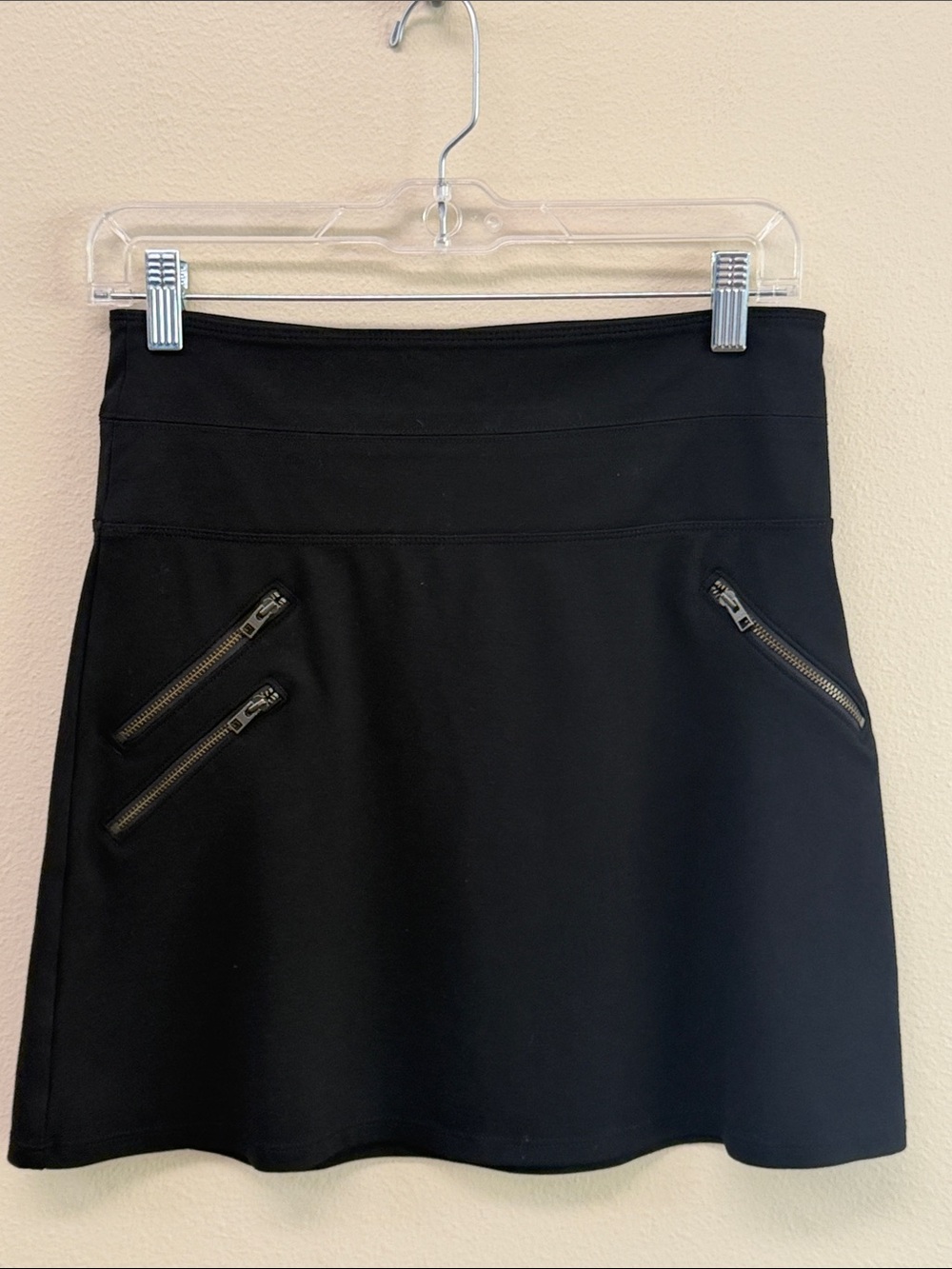 Athleta Black Skirt Sz2
